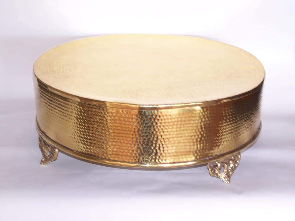 Brass cake stand More Details Star Home Designs Birds & Branches Footed Cake Stand Details Birds & Branches footed cake stand. Cast aluminum with durable nickel-plate finish that resists tarnish, pits, and scratches. Cast aluminum with durable nickel-plate finish that resists tarnish, pits, and scratches.
